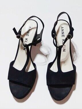 ANNE KLEIN Women's  Vita Black Heeled T Strap Sandals Size 8.5 M